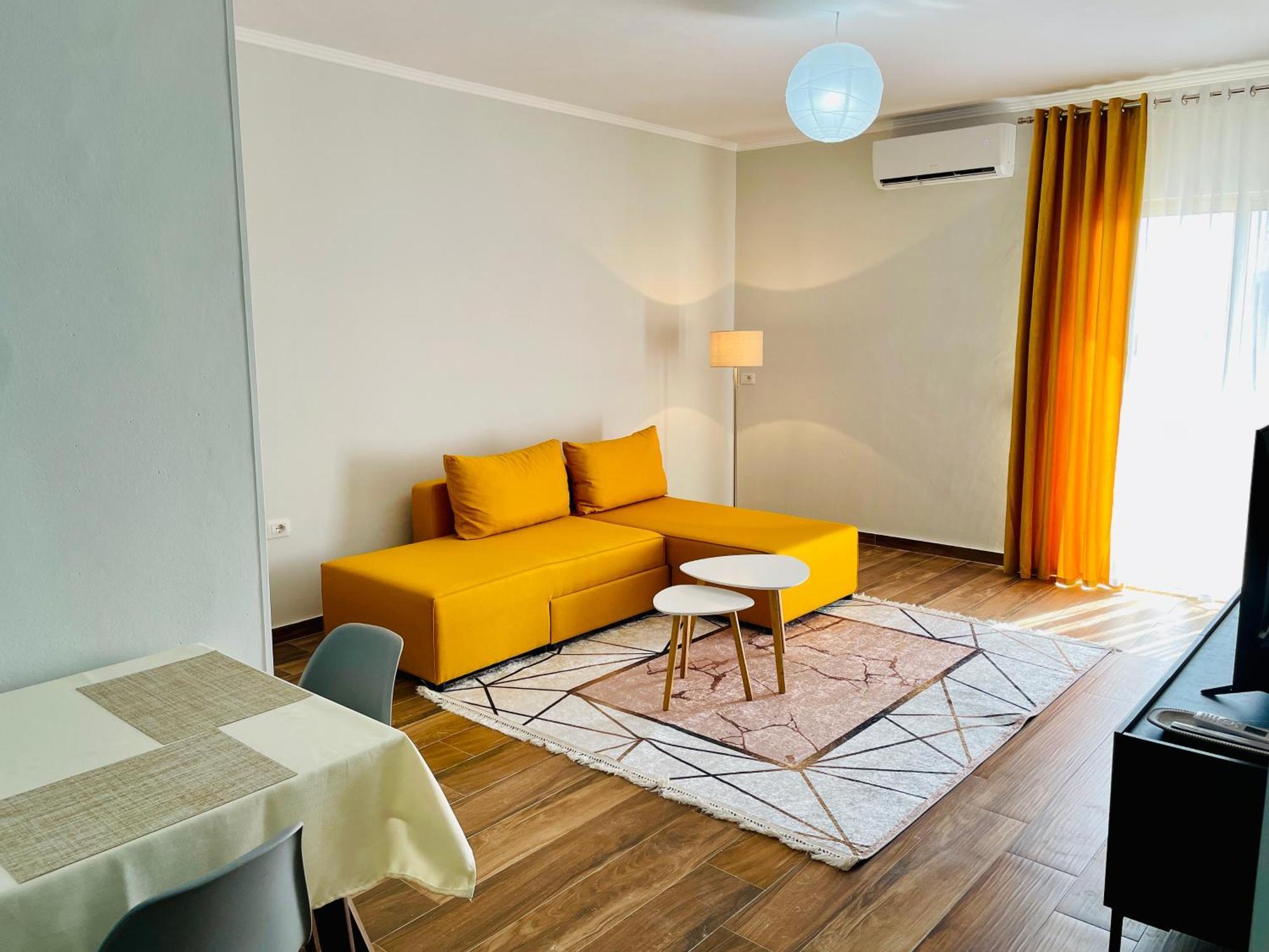 Adora City Center Apartment Divjake Ngoại thất bức ảnh